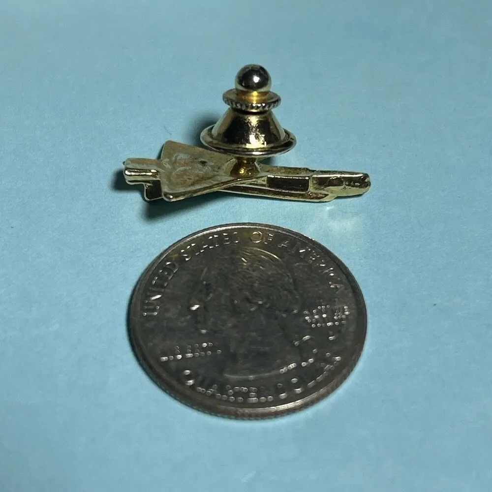 Concorde Supersonic Jet Aircraft Lapel Pin Tie Tack Collectible 1970-1990)